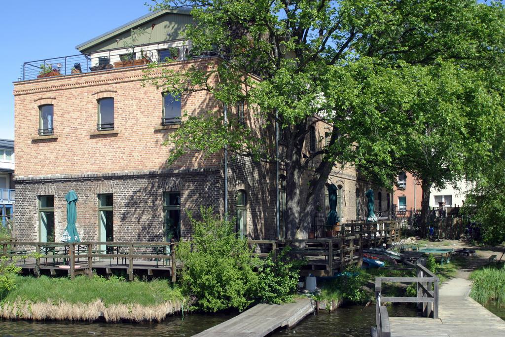 Seminar- Und Gaestehaus Flussbad Gartenstrasse Berlin Dış mekan fotoğraf